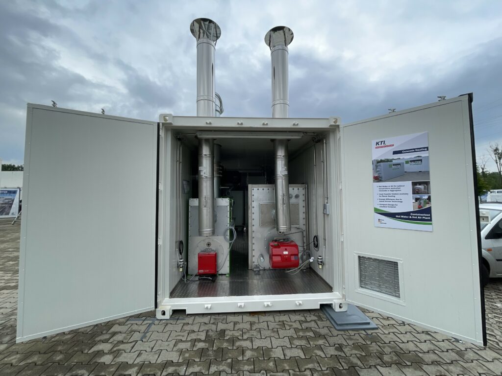 Combined healing air system for silo heating (left) and hot water system (right) in a container.