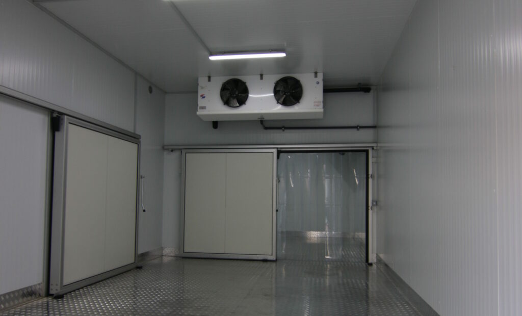 The interior of the spacious portable cold storage is made according to high standards.