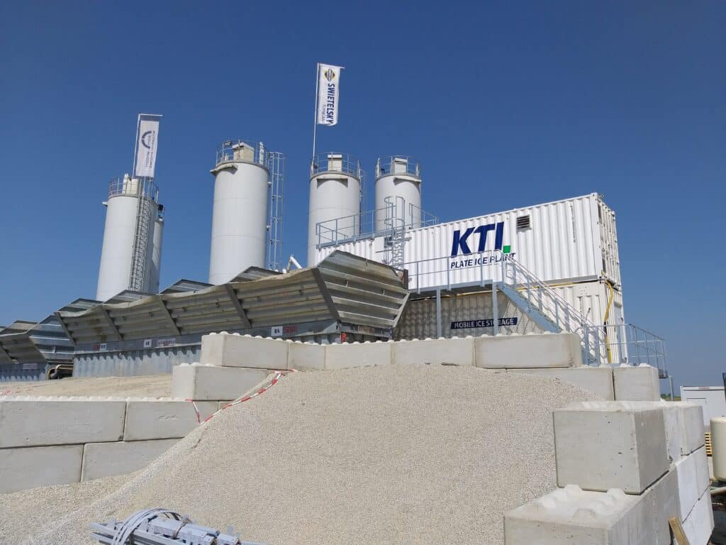 Plate ice plant in use for construction of WU concrete