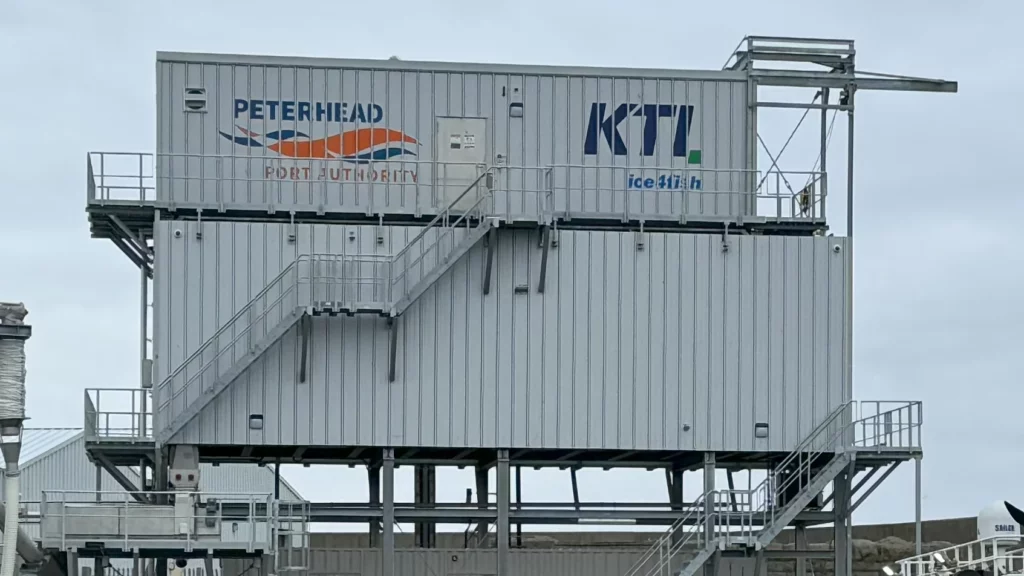 A new ice plant creates sustainability